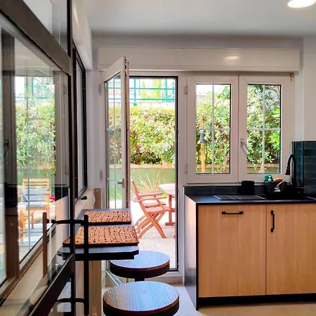 Rosa De Ciudad. Centrico Con Mucha Intimidad Holiday home Santander