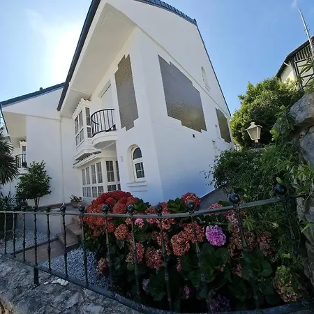 Rosa De Ciudad. Centrico Con Mucha Intimidad Ferienhaus Santander